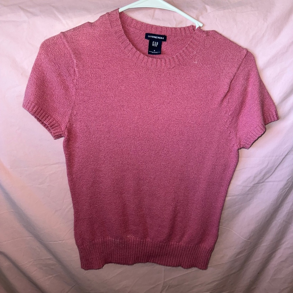 Pink short sleeve GAP stretch blouse